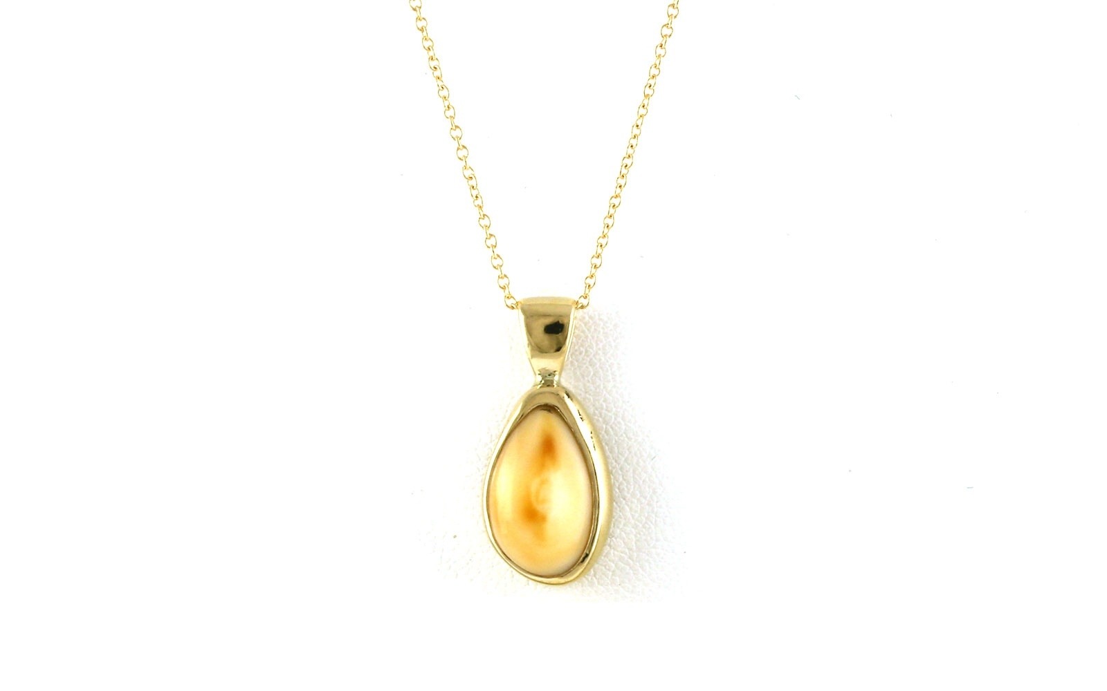 Estate Piece: Bezel-set Elk Ivory Necklace in Yellow Gold