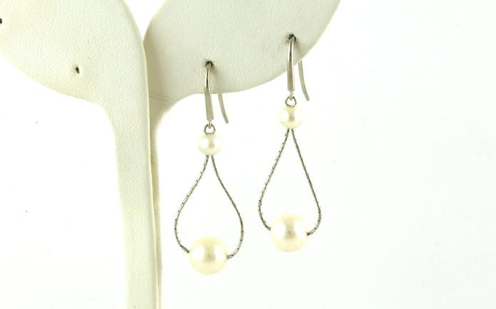 content/products/Loops Pearl Dangle Earrings with French Hooks in Sterling Silver