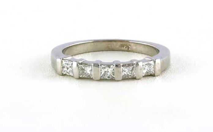 content/products/5-Stone Princess-cut Bar-set Wedding Band in White Gold (0.63cts TWT)