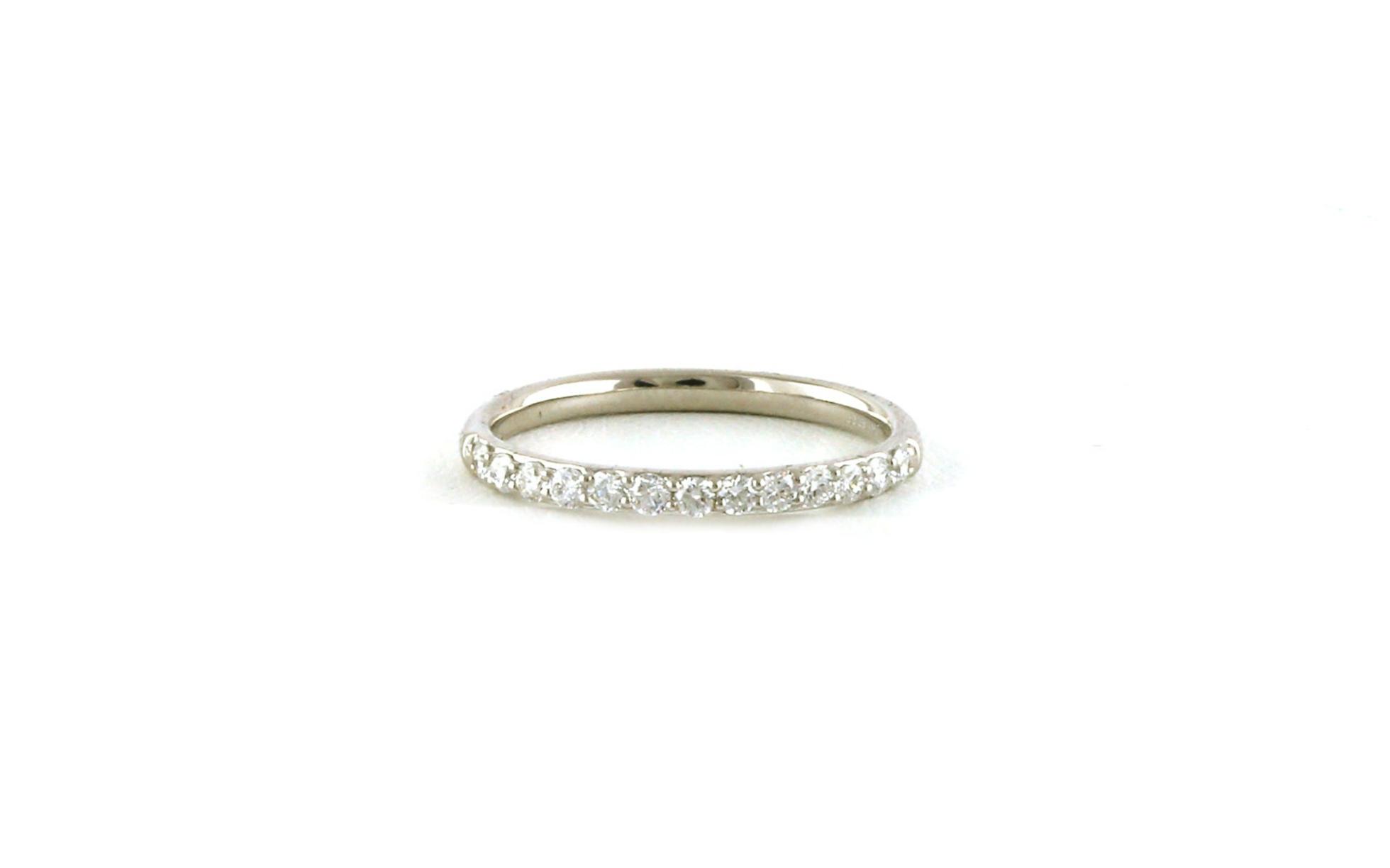 13-Stone Share-prong Diamond Wedding Band in White Gold (0.33cts TWT)