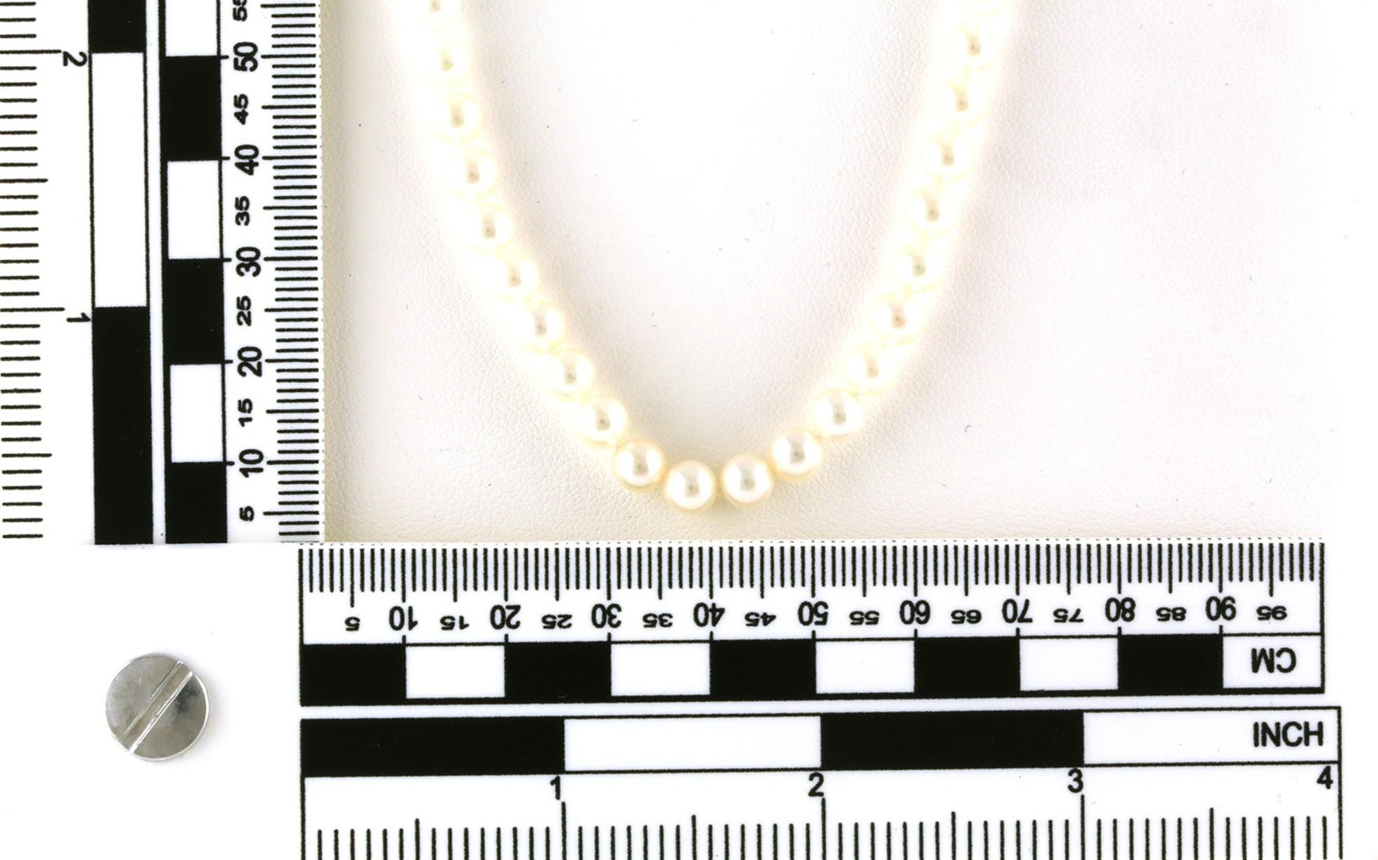 Estate Piece: Mikimoto Pearl Necklace with Yellow Gold Clasp (5 - 5.5 mm) scale