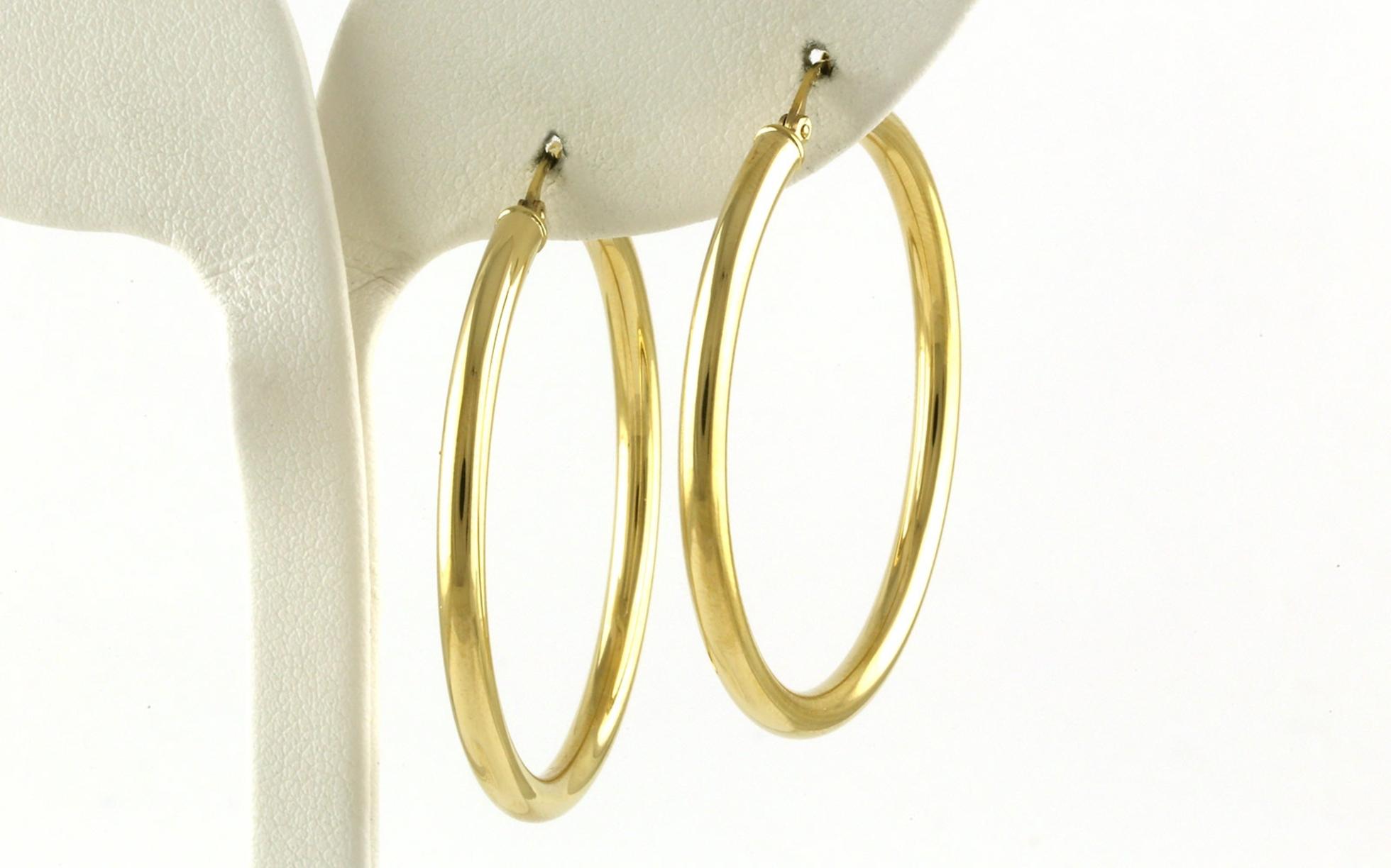 Hollow Hoop Earrings in Yellow Gold (3 x 40mm)