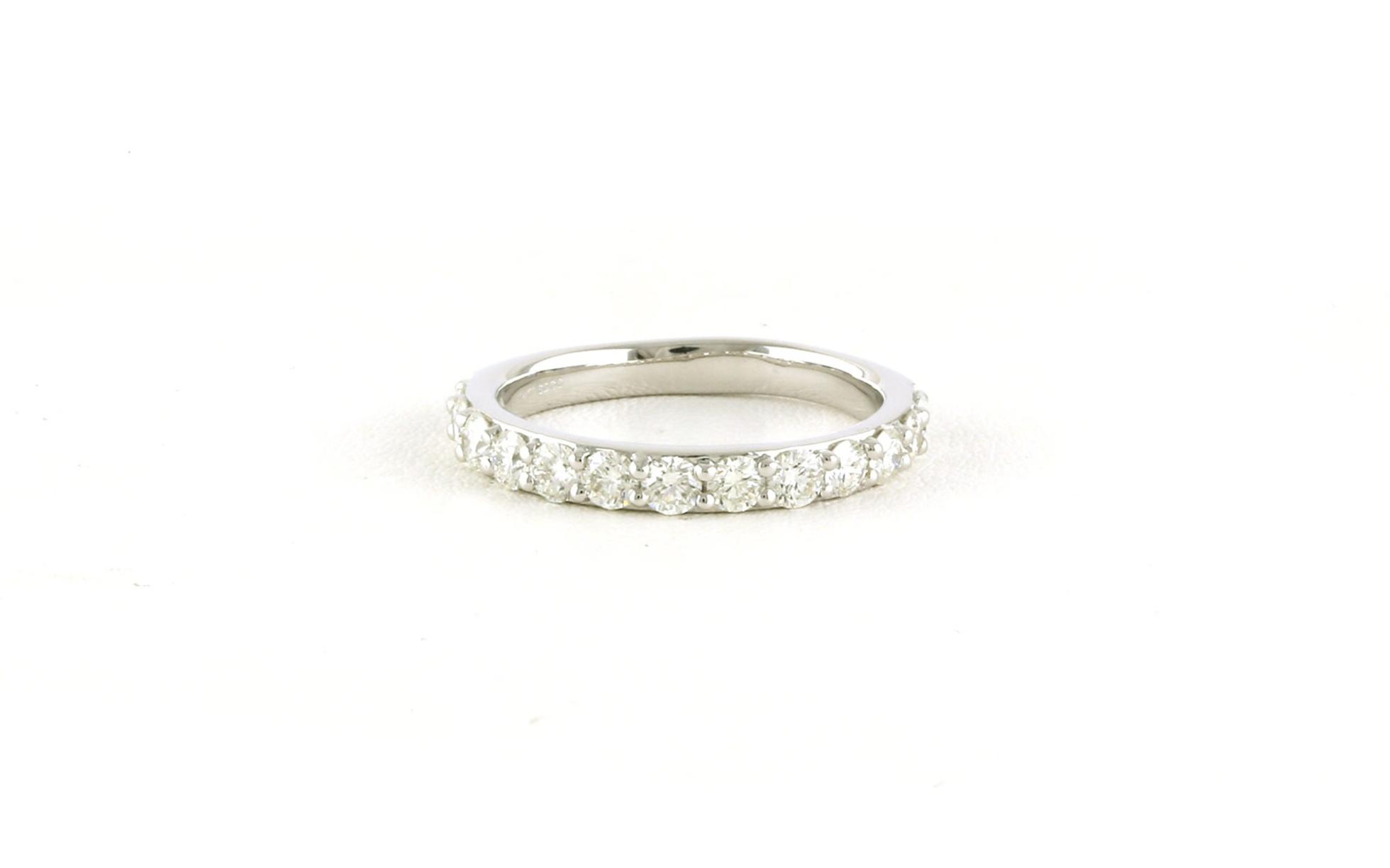 13-Stone Share-prong Diamond Wedding Band in White Gold (1.00cts TWT)