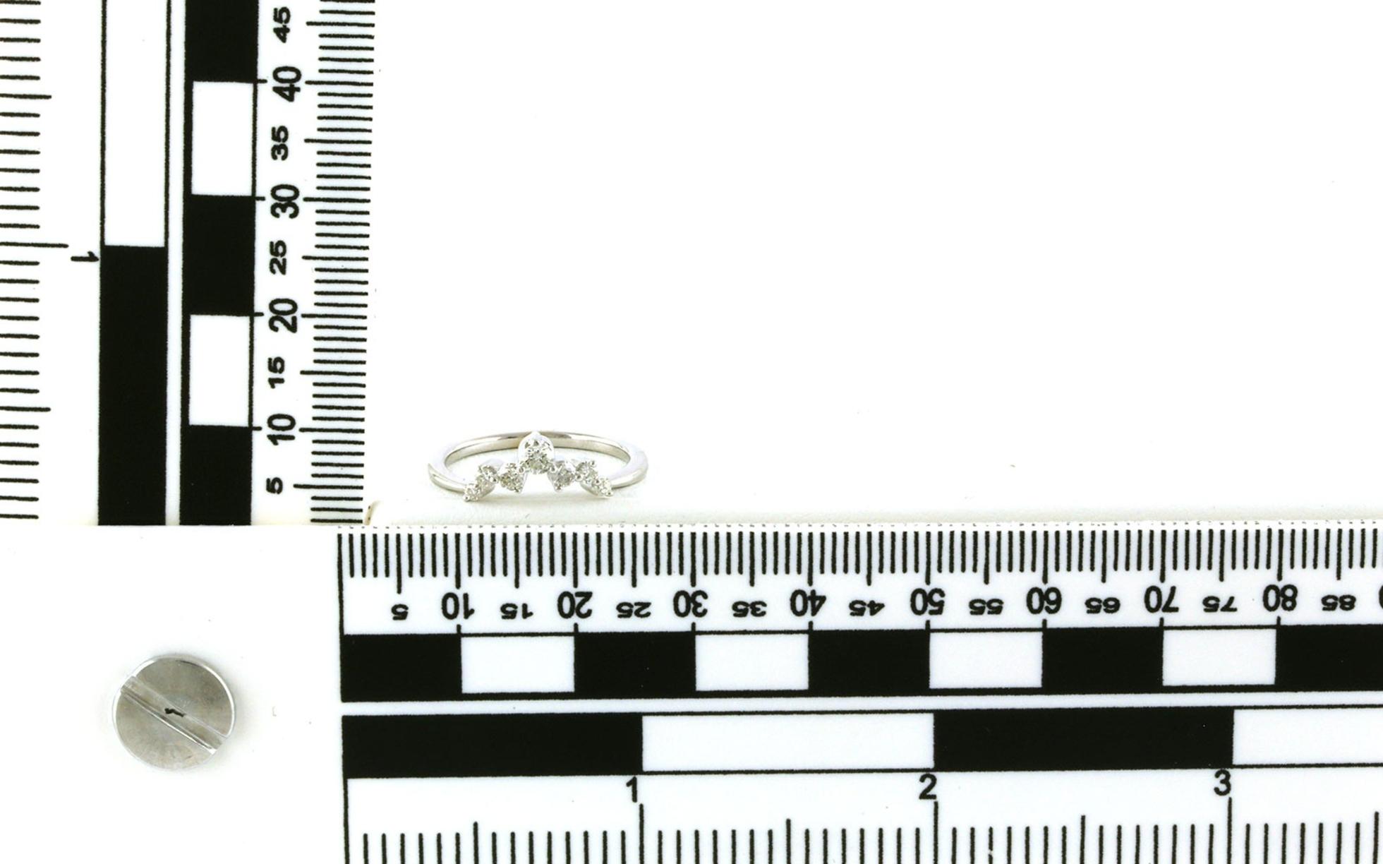 Estate Piece: 7-Stone Diamond Chevron Cluster Ring in White Gold (0.25cts TWT) Scale