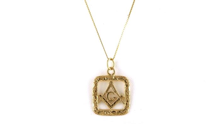 content/products/Estate Piece: Masonic Charm Necklace in Yellow Gold