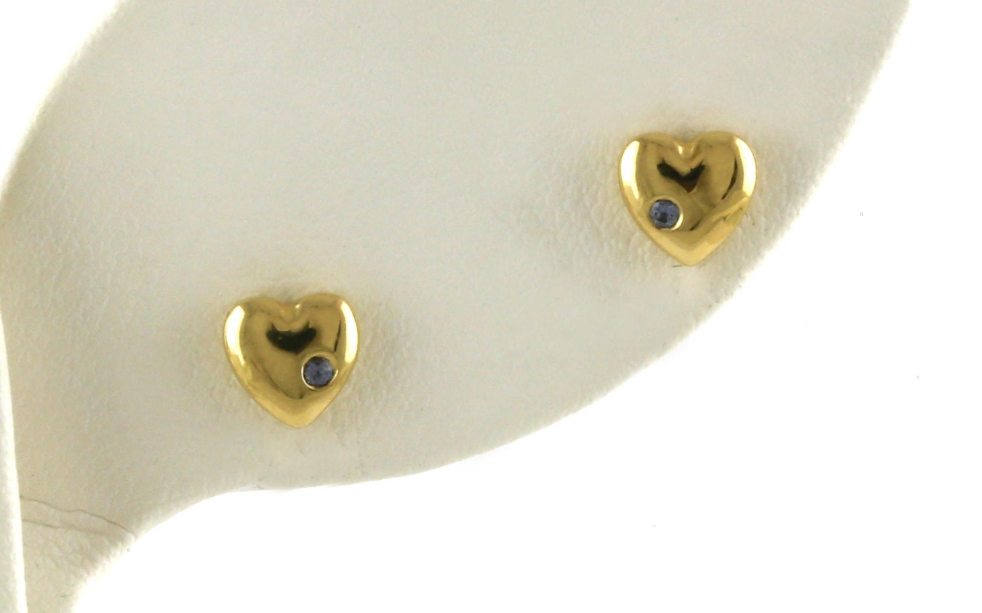 Heart Flush-set Montana Yogo Sapphire Stud Earrings in Yellow Gold (0.04cts TWT)