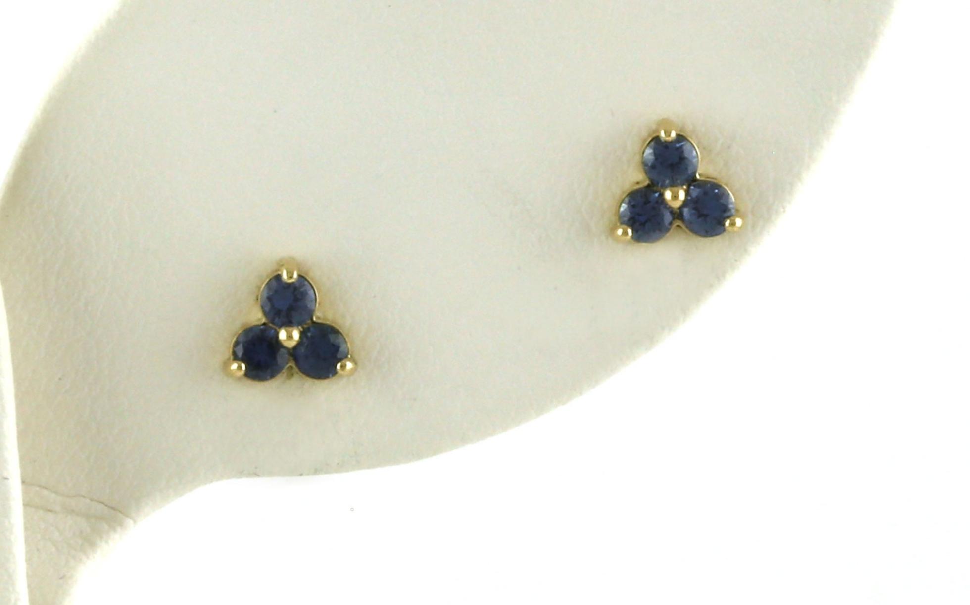 3-Stone Cluster Montana Yogo Sapphire Stud Earrings in Yellow Gold (0.42cts TWT)