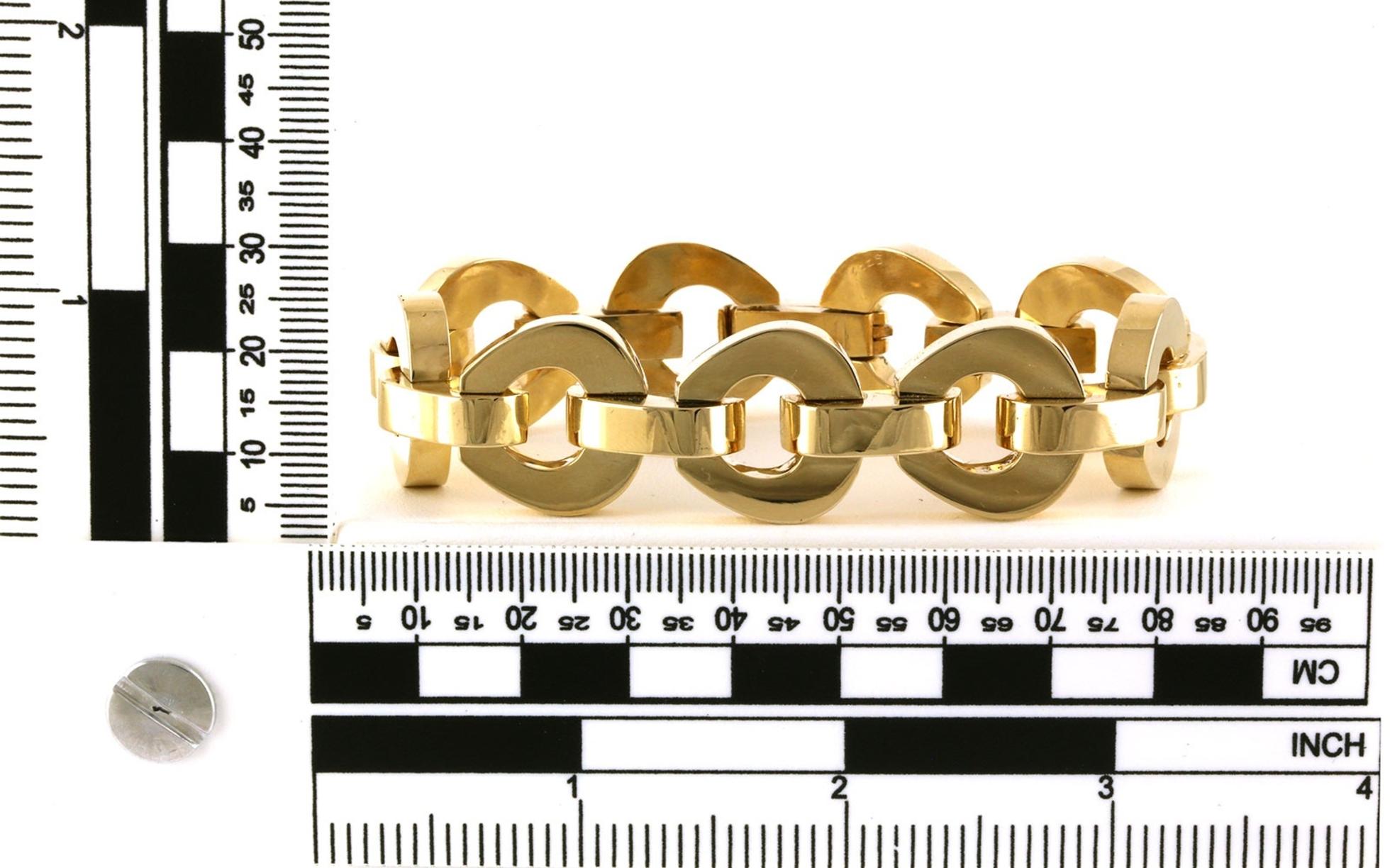 Estate Piece: Chunky Door Knocker Link Bracelet in Yellow Gold scale