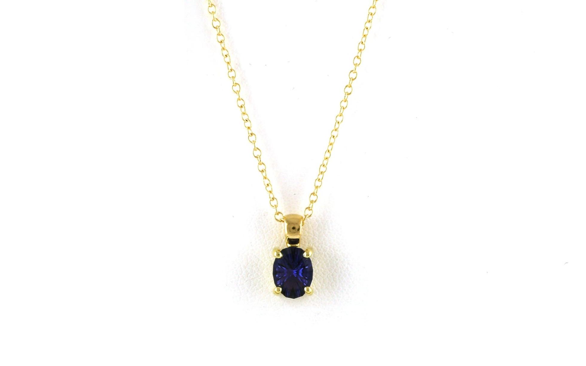 Solitaire Oval Fantasy-cut Huckleberry Sapphire Necklace in Yellow Gold (0.89cts TWT)
