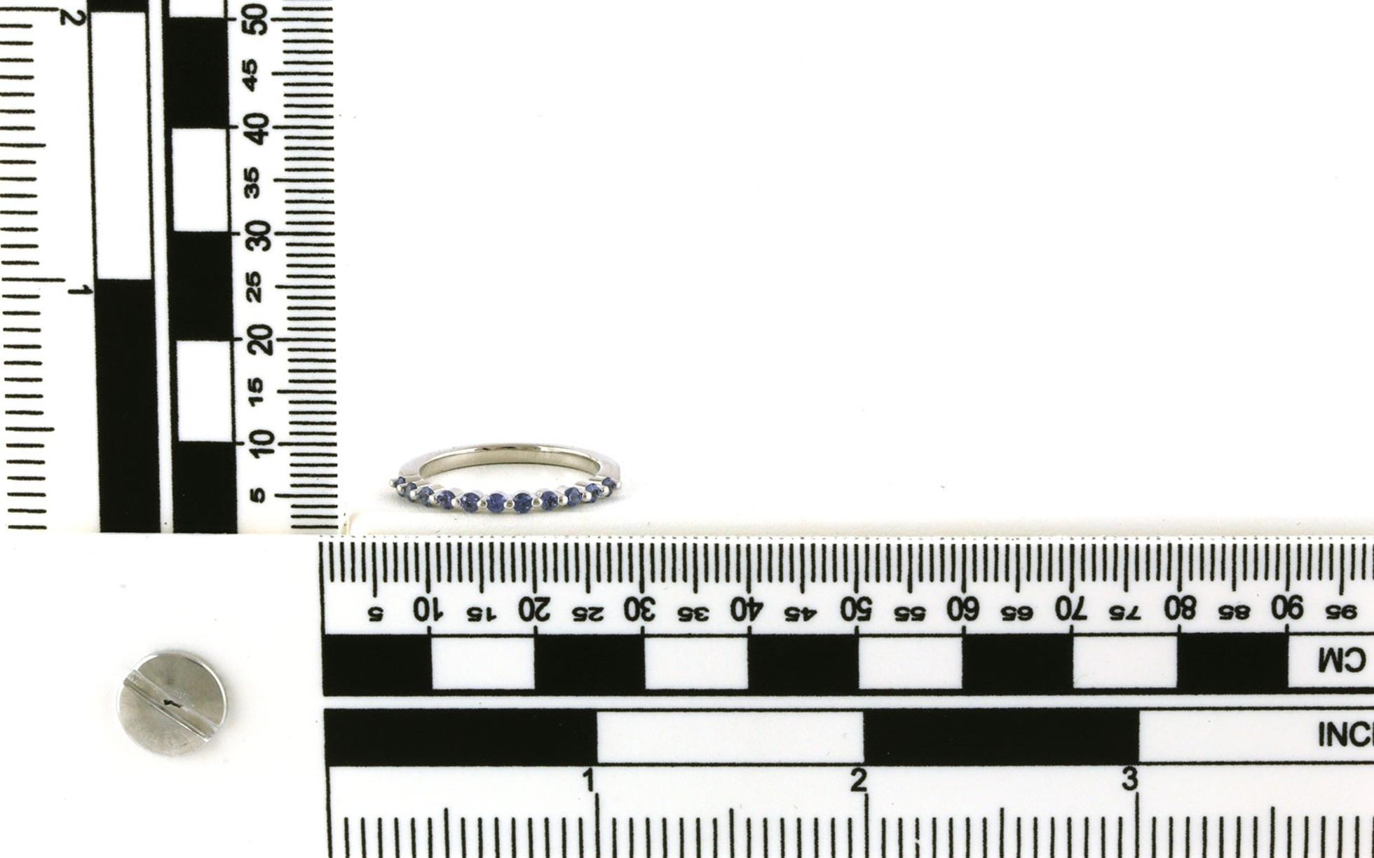 11-Stone Single Share-prong Montana Yogo Sapphire Ring  in White Gold (0.39cts TWT) scale