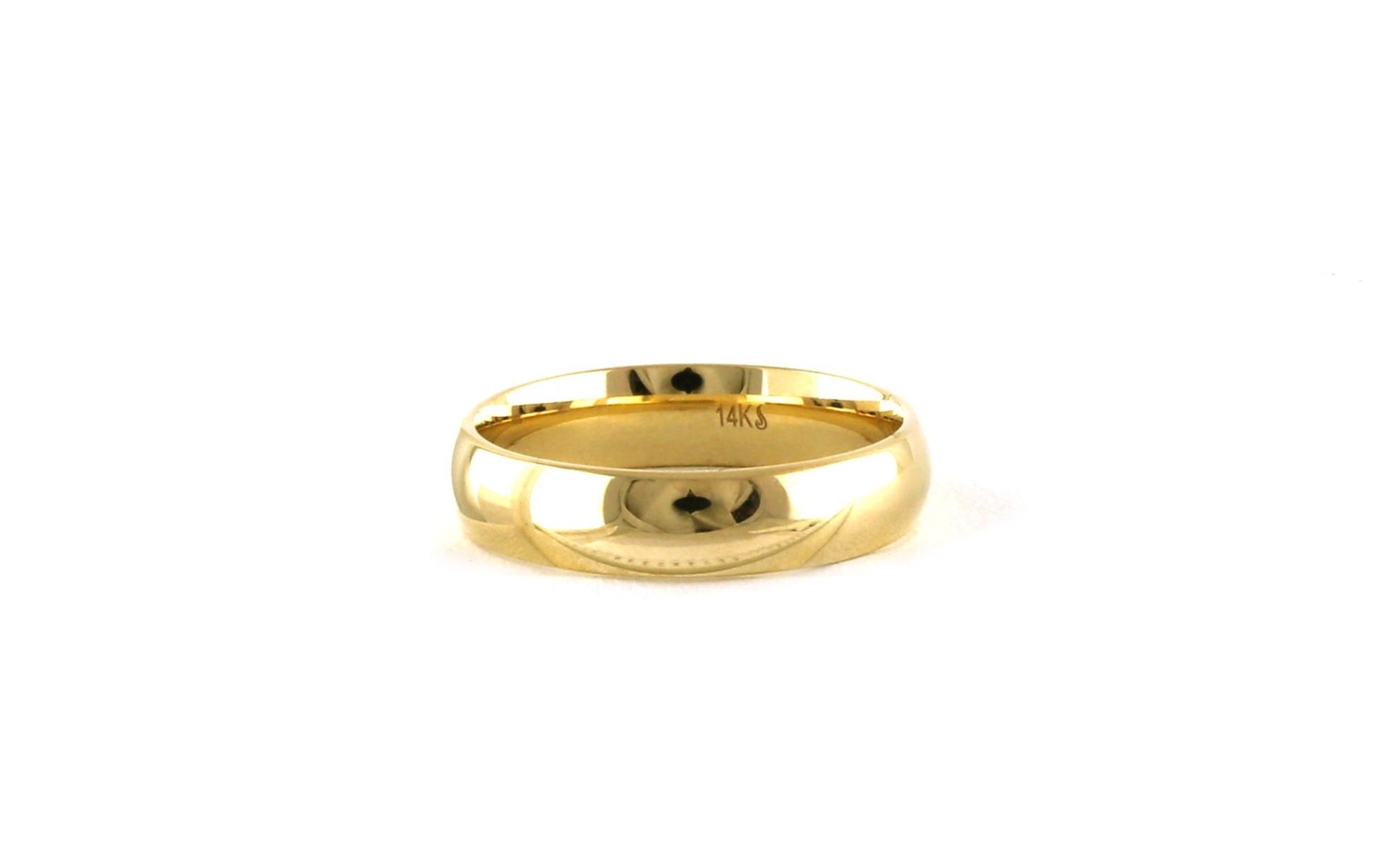 Light Comfort Fit Wedding Band in Yellow Gold (5mm)