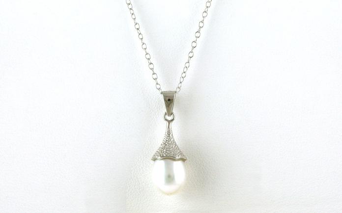 content/products/Solitaire-style Pearl Dangle Strand Necklace in Sterling Silver