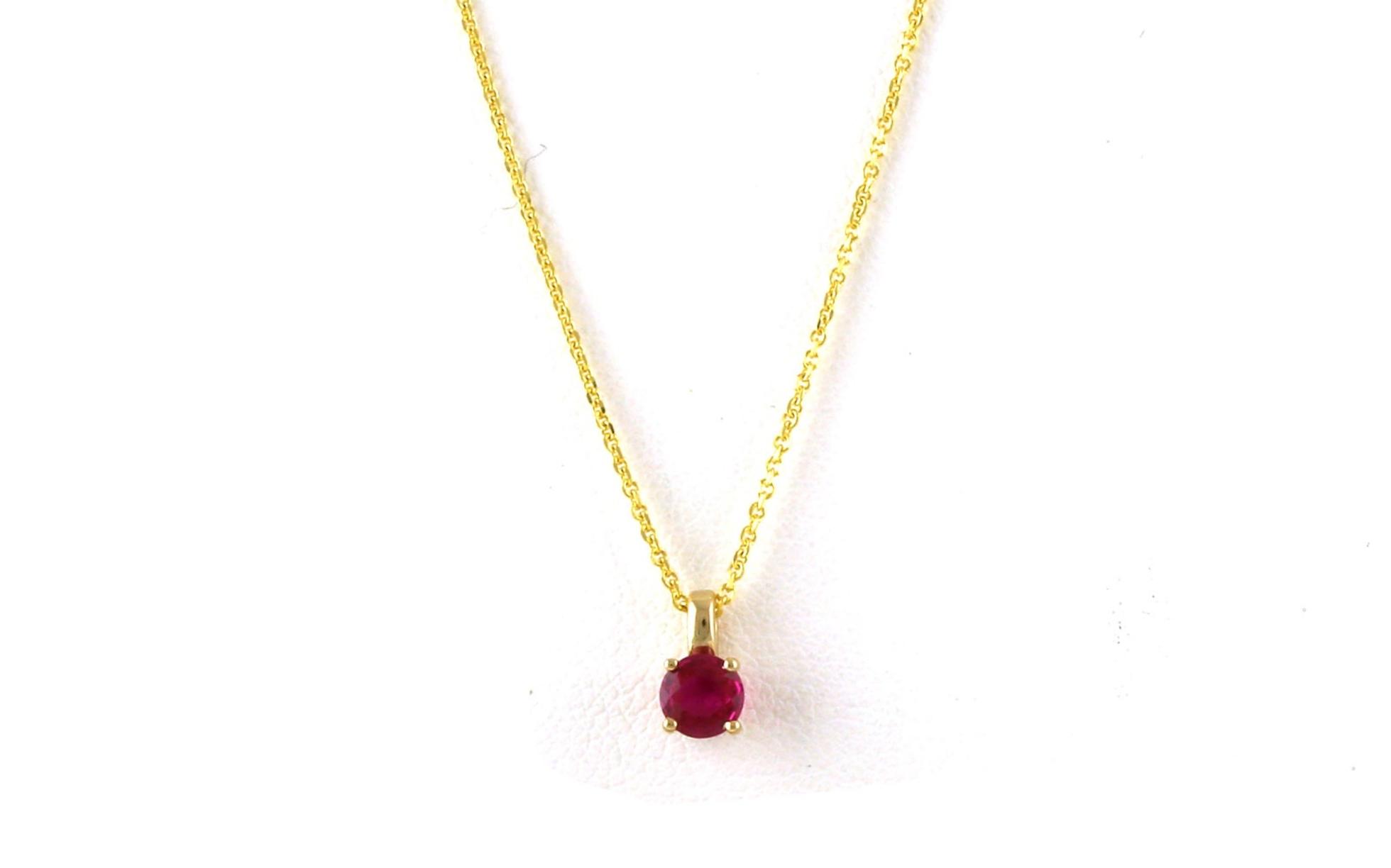 Solitaire-style 4-Prong Ruby Necklace in Yellow Gold (0.42cts)