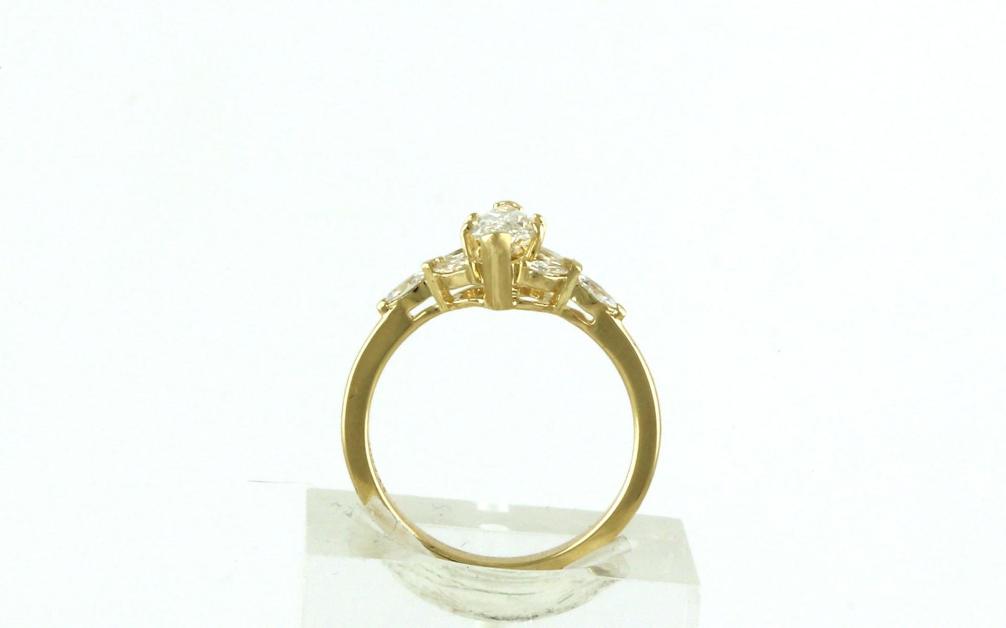 Marquise-cut Cluster Diamond Engagement Ring in Yellow Gold (0.89cts TWT) side