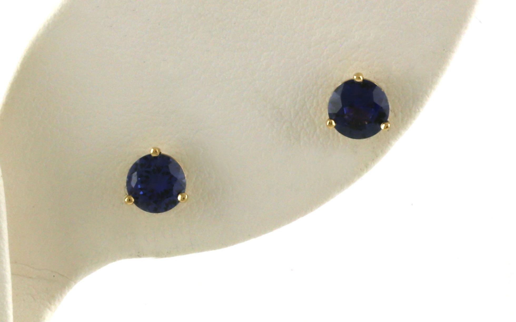 3-Prong Martini-style Montana Yogo Sapphire Stud Earrings in Yellow Gold (1.00ct TWT)