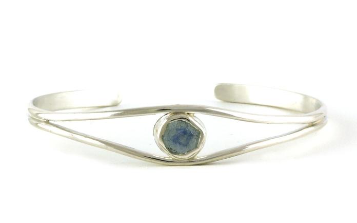 content/products/Bezel-set Raw Un-cut Montana Sapphire Split Shank Cuff Bracelet in Sterling Silver (1.56cts)