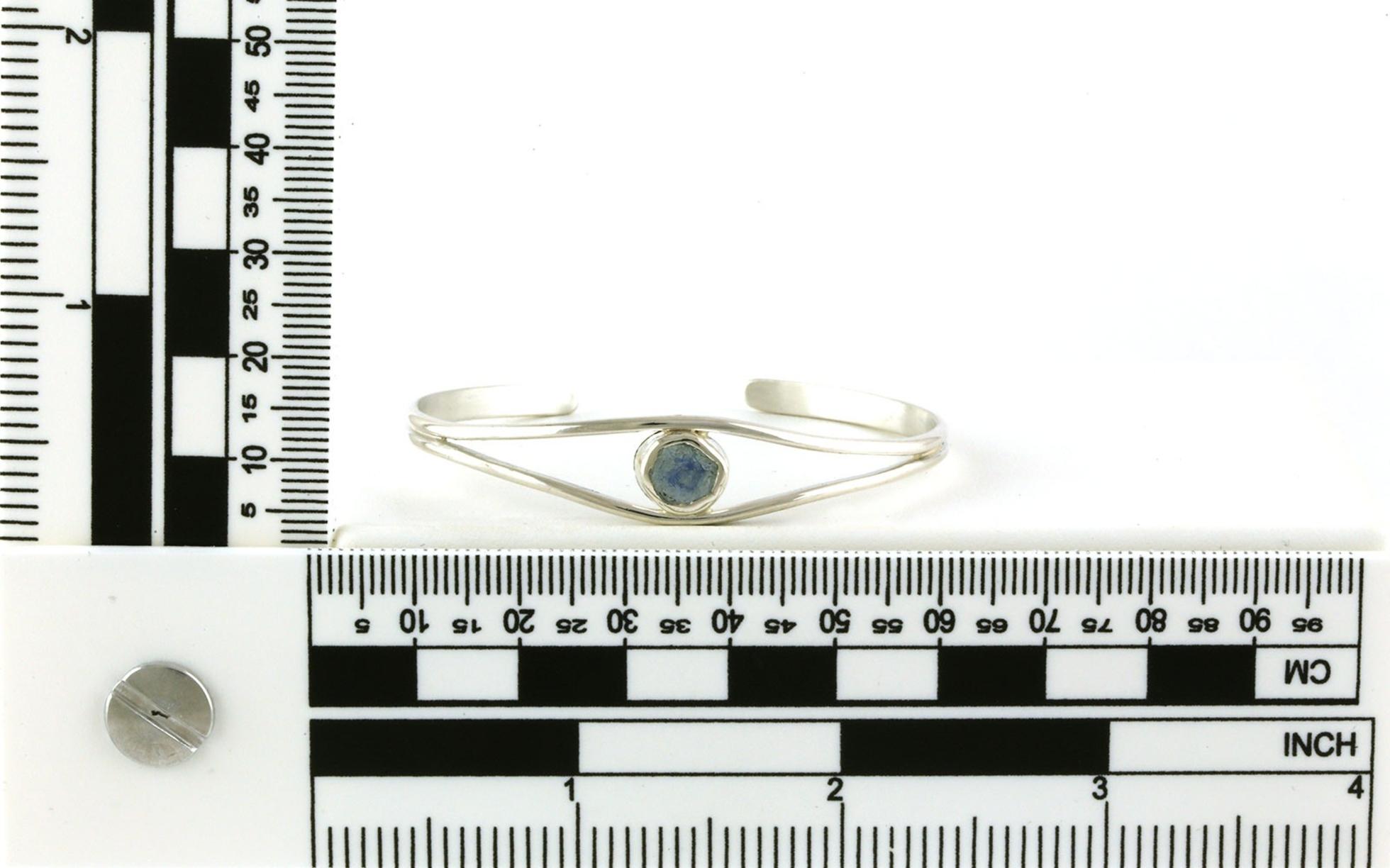 Bezel-set Raw Un-cut Montana Sapphire Split Shank Cuff Bracelet in Sterling Silver (1.56cts) scale