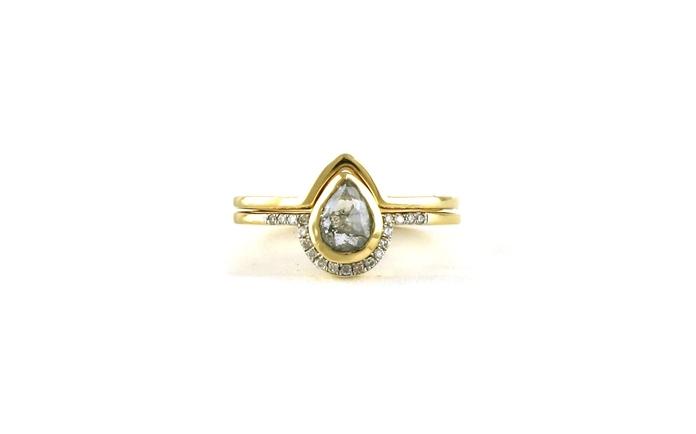 content/products/Pear-cut Salt and Pepper Diamond Ring Set with Matched Band in Yellow Gold (0.94cts TWT)