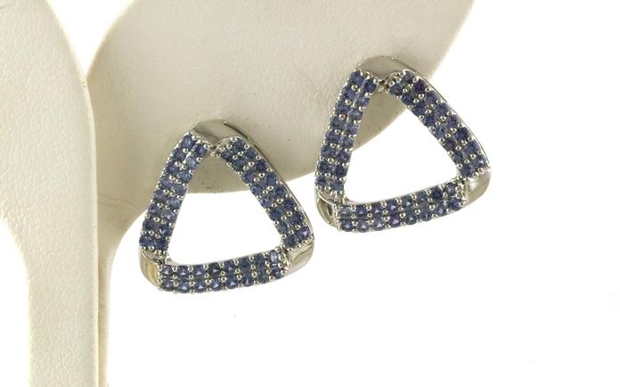 content/products/Triangular Montana Yogo Sapphire Earrings in White Gold (1.78cts TWT)