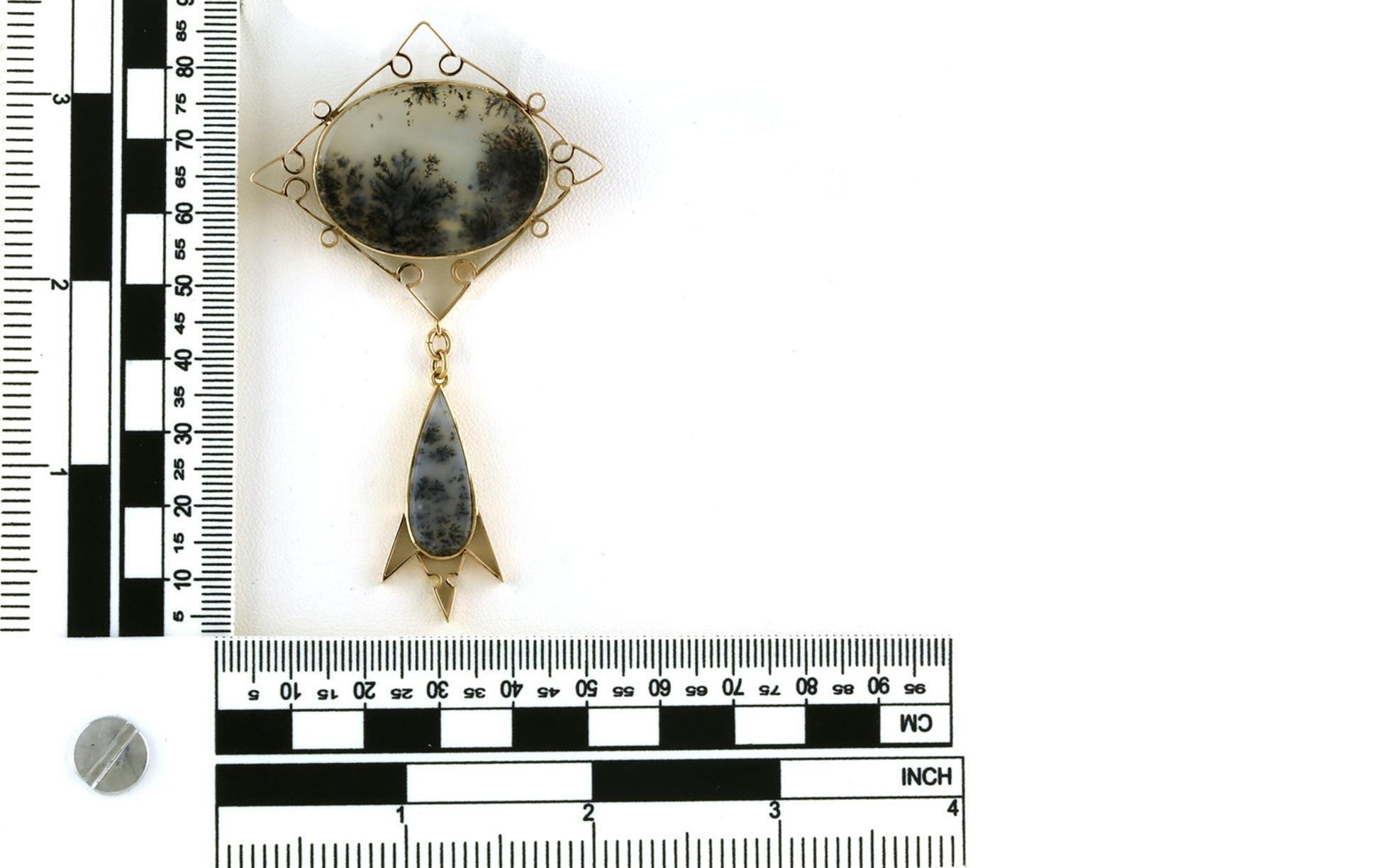 Estate Piece: Agate Brooch - scale