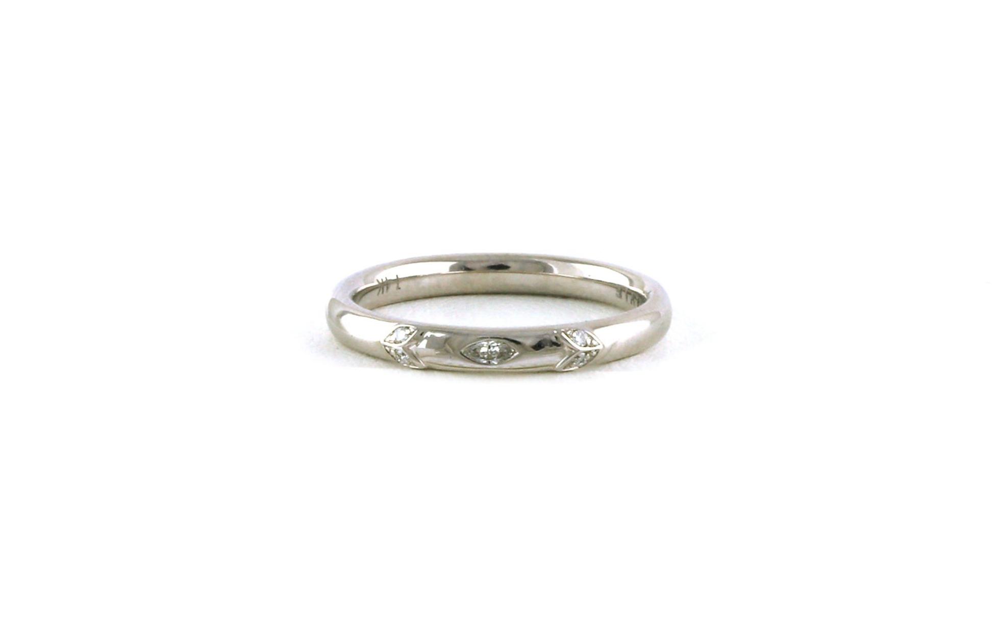 Tulira Flush-Set Diamond Wedding Band (0.09cts TWT)