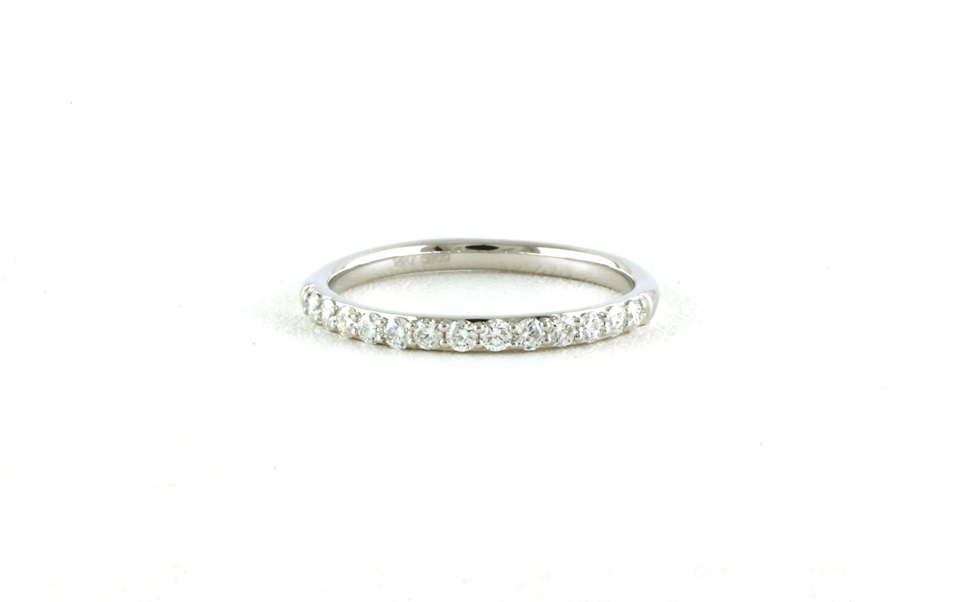 13-Stone Share-prong Diamond Wedding Band in White Gold (0.33cts TWT)