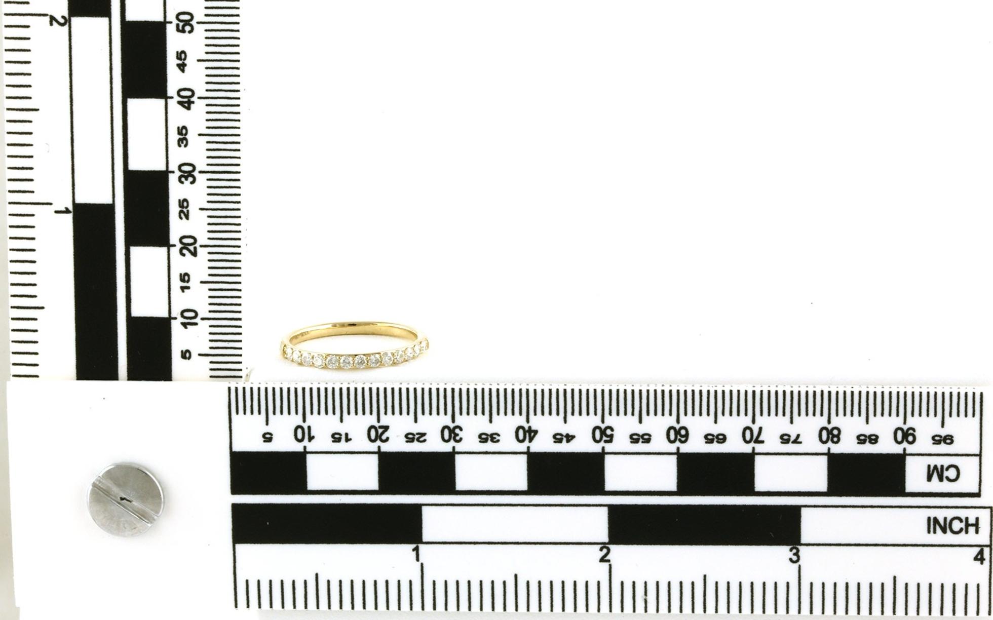 13-Stone Prong-Set Diamond Wedding Band in Yellow Gold (0.33cts TWT) Scale