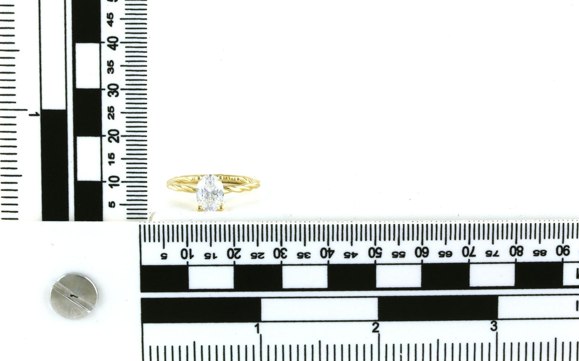 4-Prong Oval with Twisted Shank Engagement Ring Mounting in Yellow Gold  - Scale