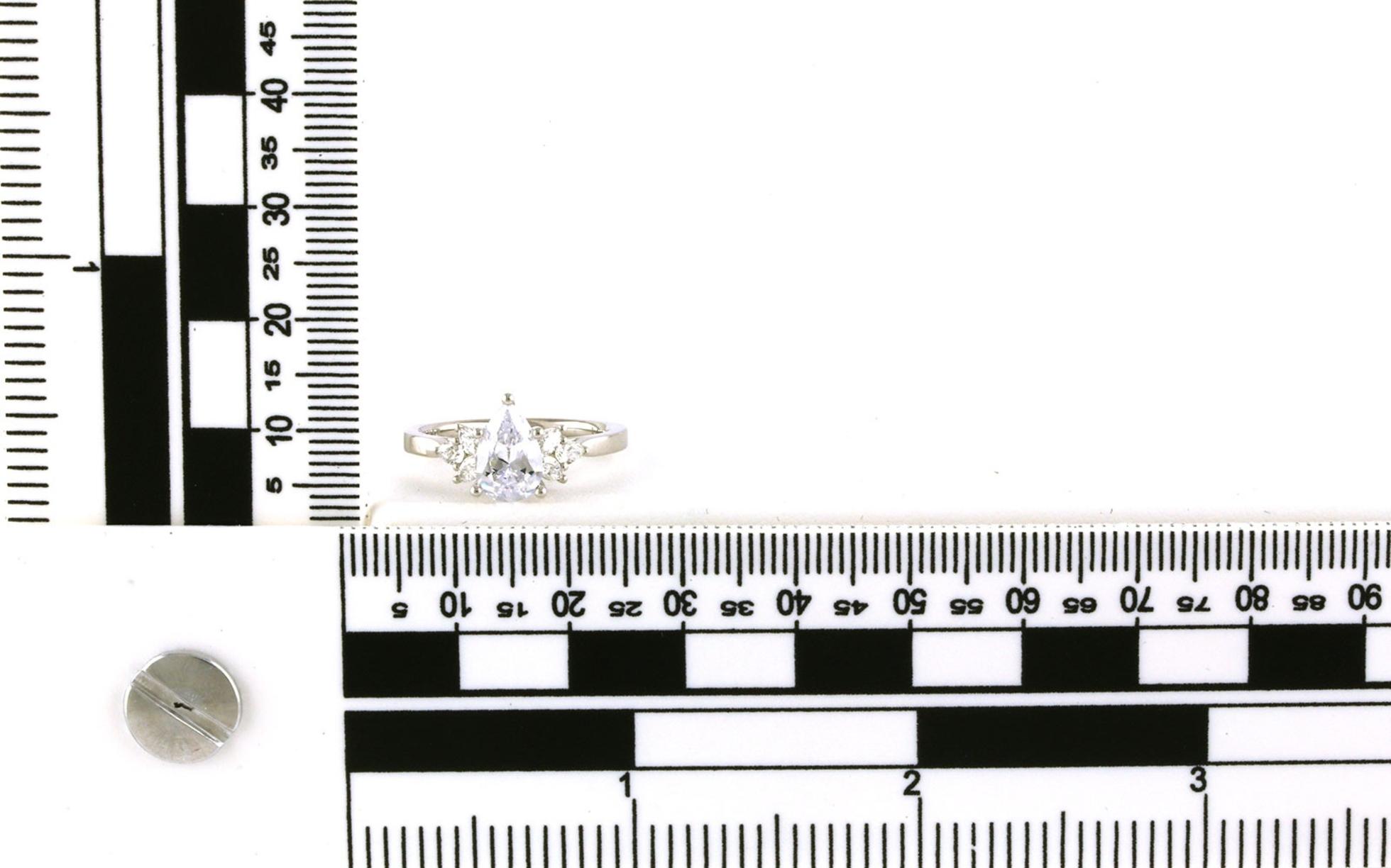 7-Stone Darby Cluster Pear-cut Engagement Ring Mounting in White Gold (0.31cts TWT) - Scale