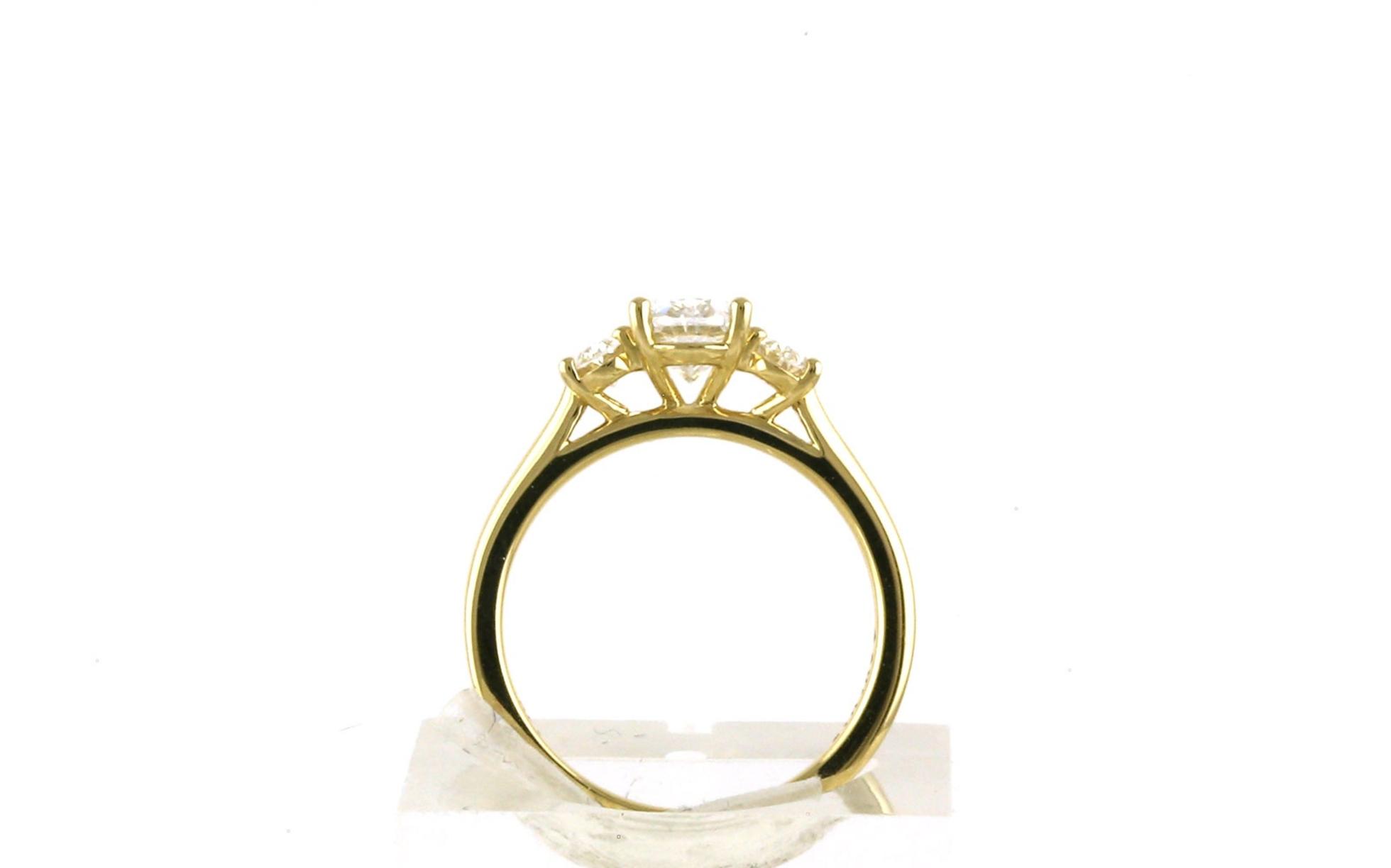 4-Prong Set 3-Stone Oval-Cut Engagement Ring Mounting in Yellow Gold (0.50cts TWT) - Side