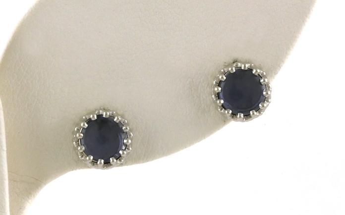 content/products/Cabochon-cut Montana Yogo Sapphire Stud Earrings in Crown Settings in White Gold (0.95cts TWT)