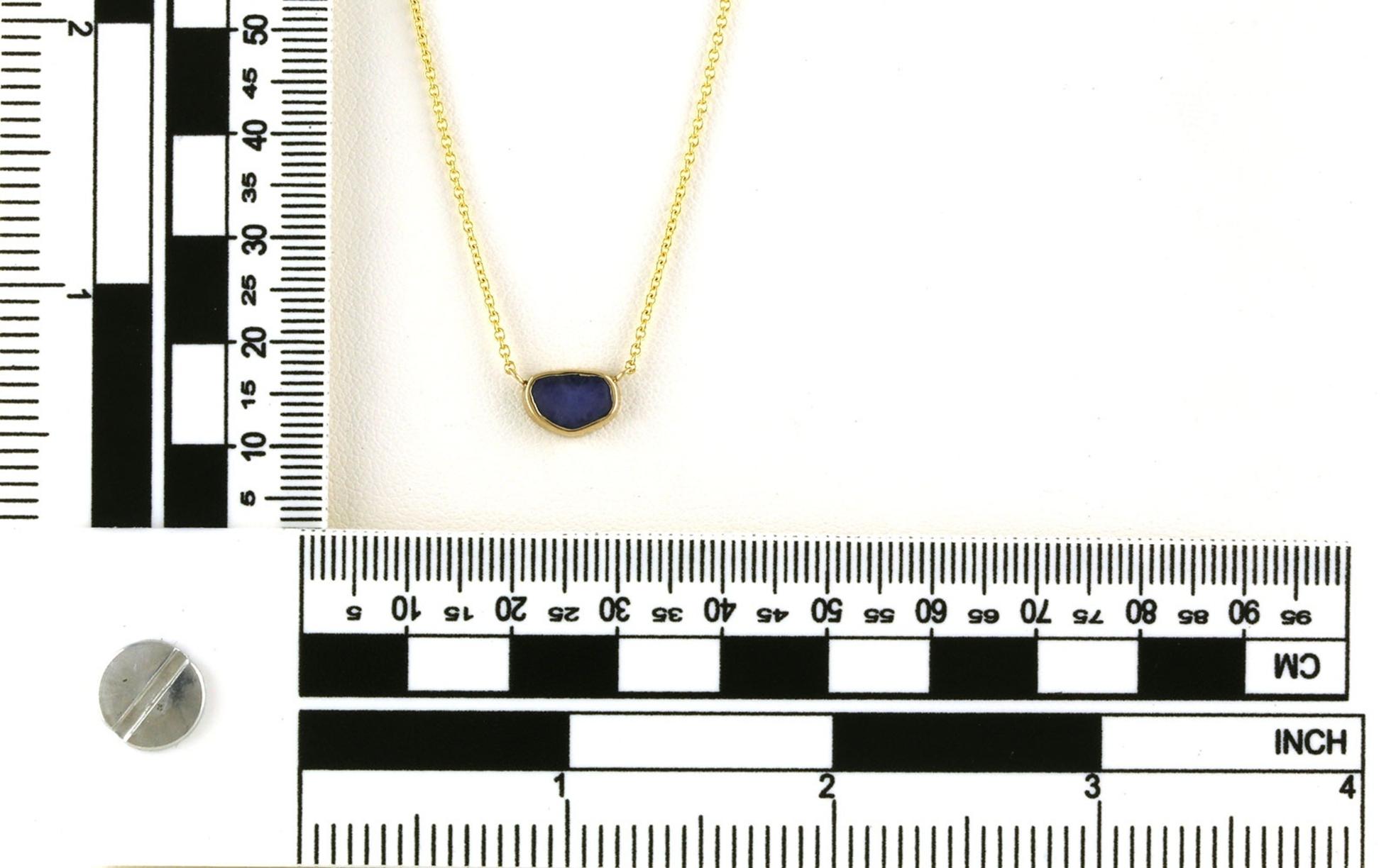 Bezel-set Raw Un-cut Montana Yogo Sapphire Necklace in Yellow Gold (1.04cts) scale