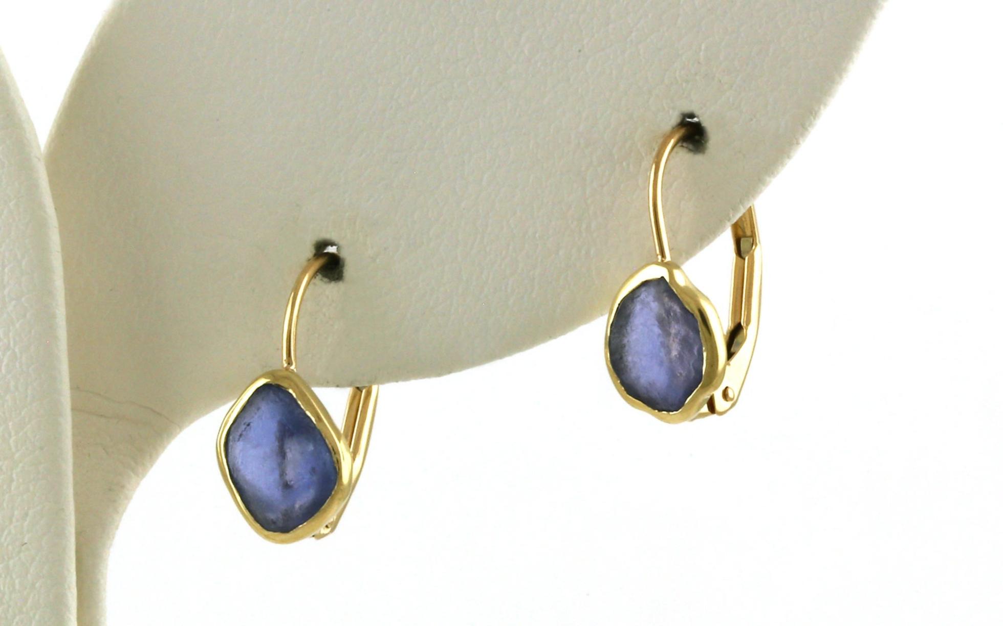 Bezel-set Raw Un-cut Montana Yogo Sapphire Leverback Earrings in Yellow Gold (1.05cts TWT)