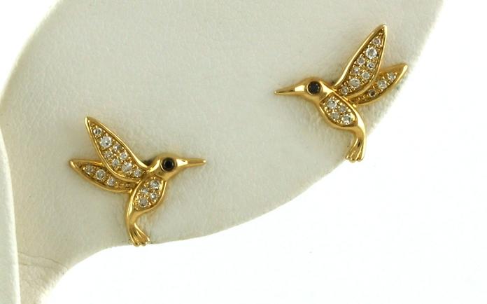 content/products/Hummingbird Diamond Earrings with Black Diamond Eyes in Yellow Gold (0.10cts TWT)