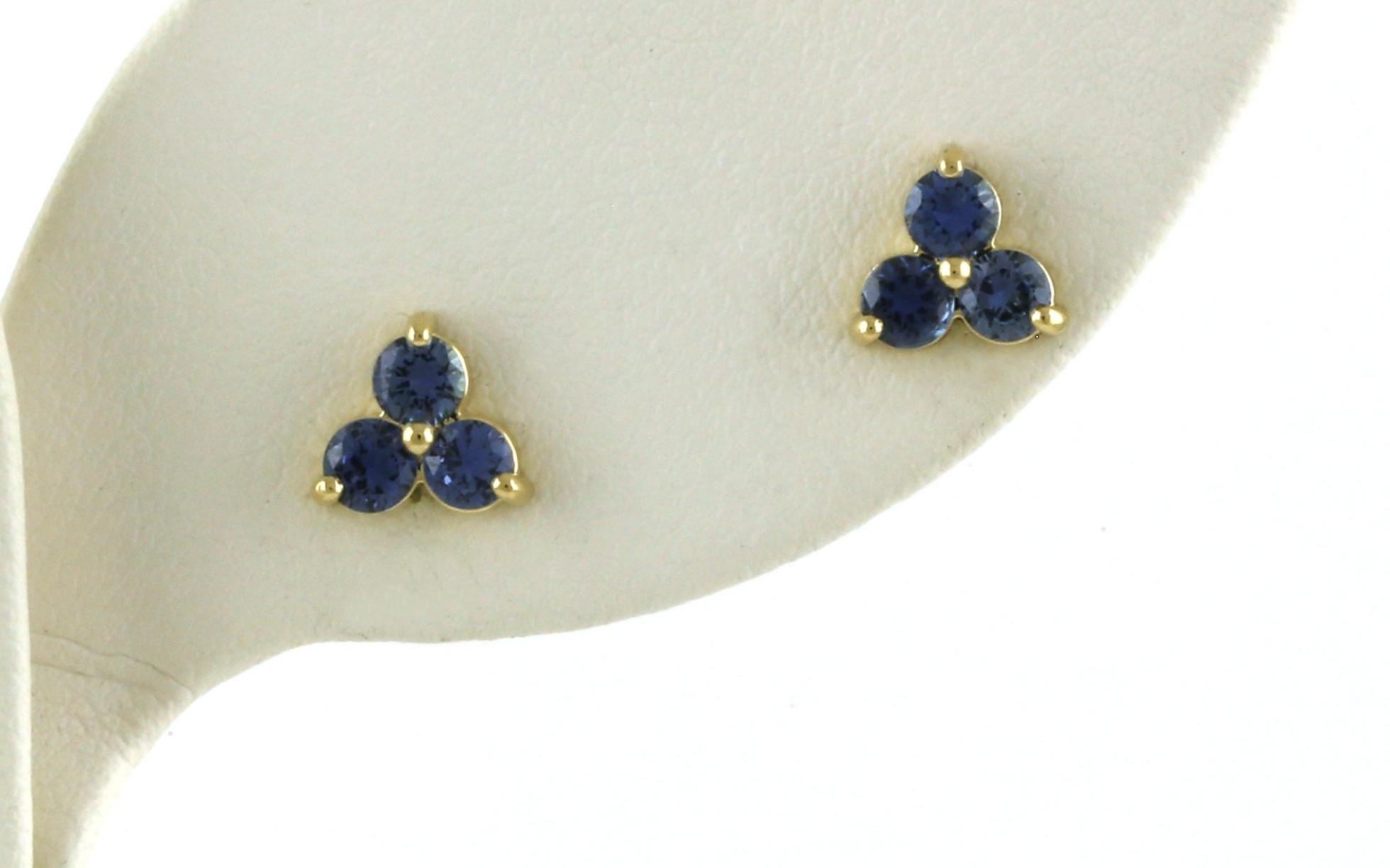 3-Stone Cluster Montana Yogo Sapphire Stud Earrings in Yellow Gold (0.75cts TWT)