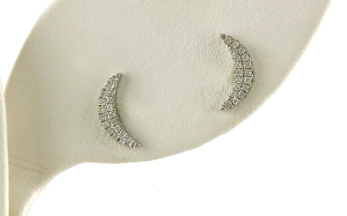 content/products/Pave Diamond Crescent Moon Earrings in White Gold (0.11cts TWT)