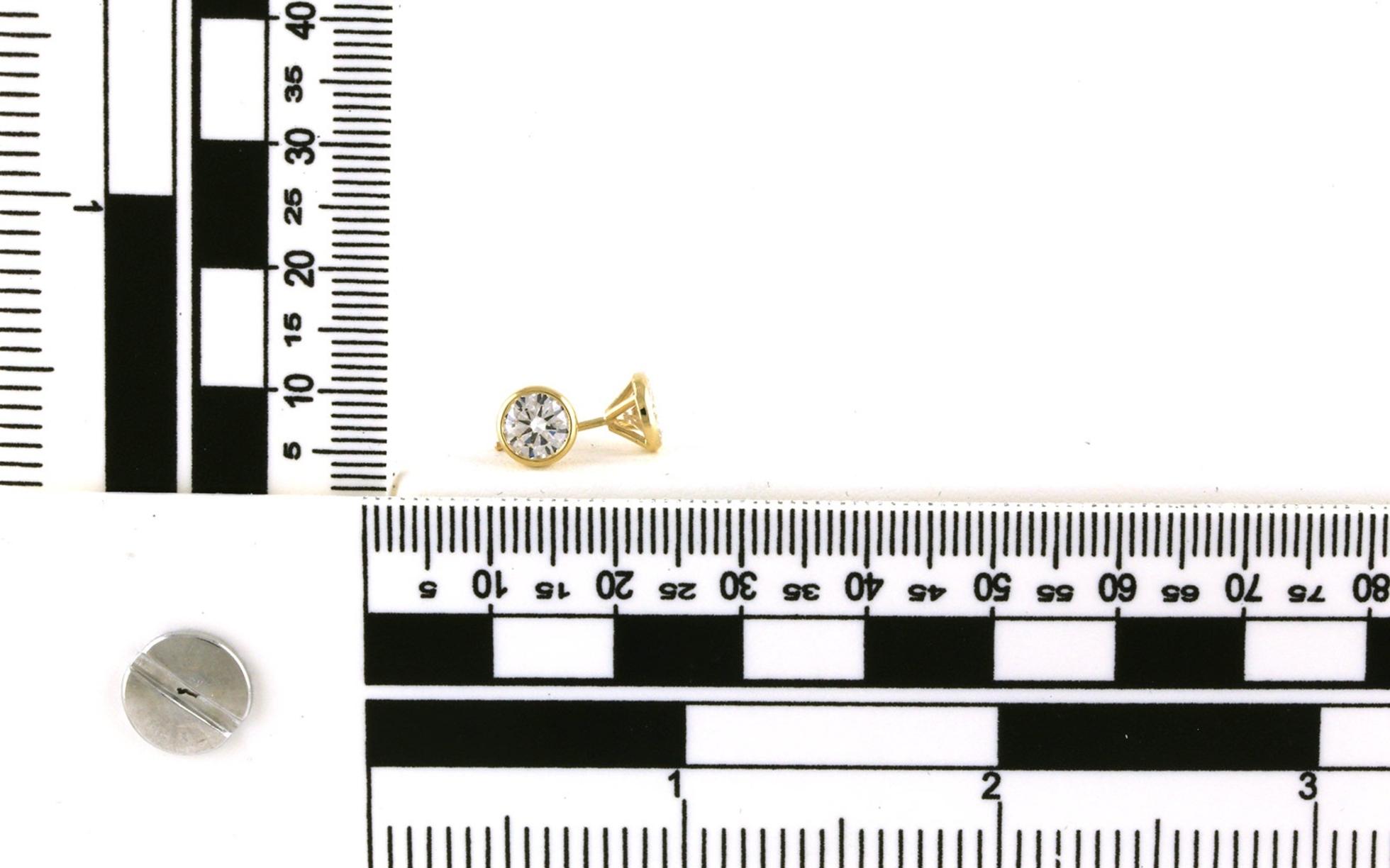 Diamond Stud Earrings in Bezel Settings in Yellow Gold (1.12cts TWT) scale