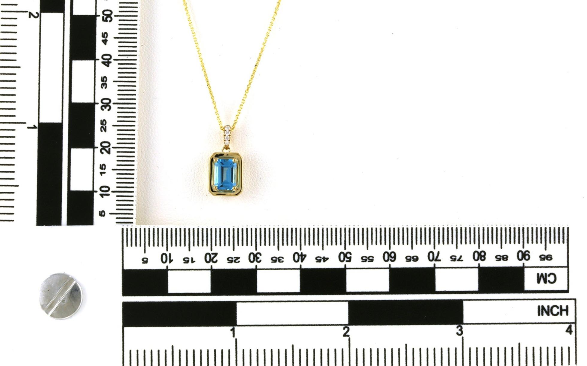 Emerald-cut Blue Topaz Necklace with Diamond Bail in Yellow Gold (1.20cts TWT) scale