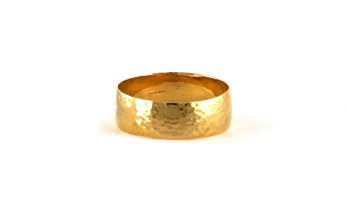 content/products/Estate Piece: Ultra-Light Half Round Men's Wedding Band with Hammered Finish in Yellow Gold (7.1mm)