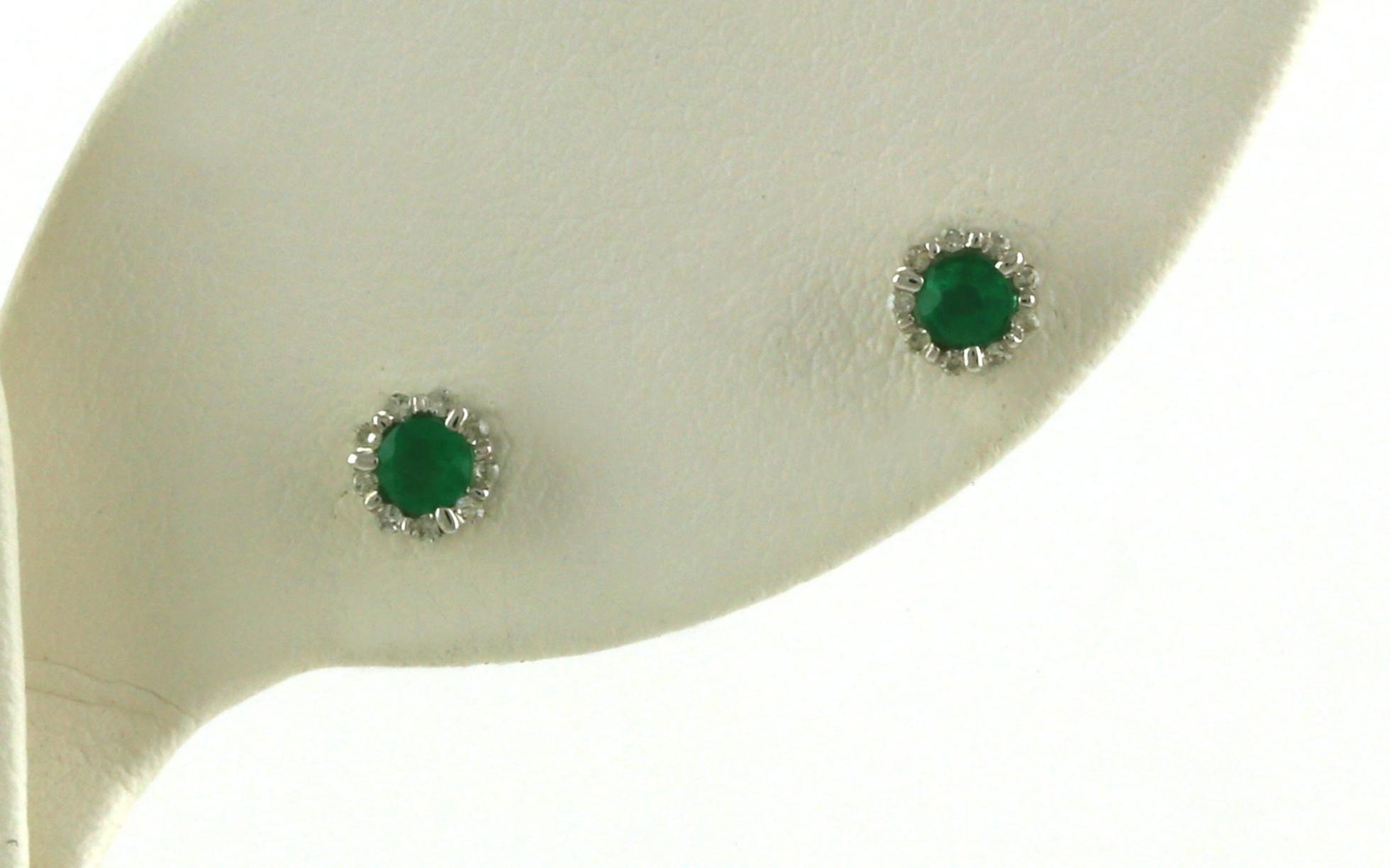 Petite Halo-style Emerald and Diamond Stud Earrings in White Gold (0.31cts TWT)