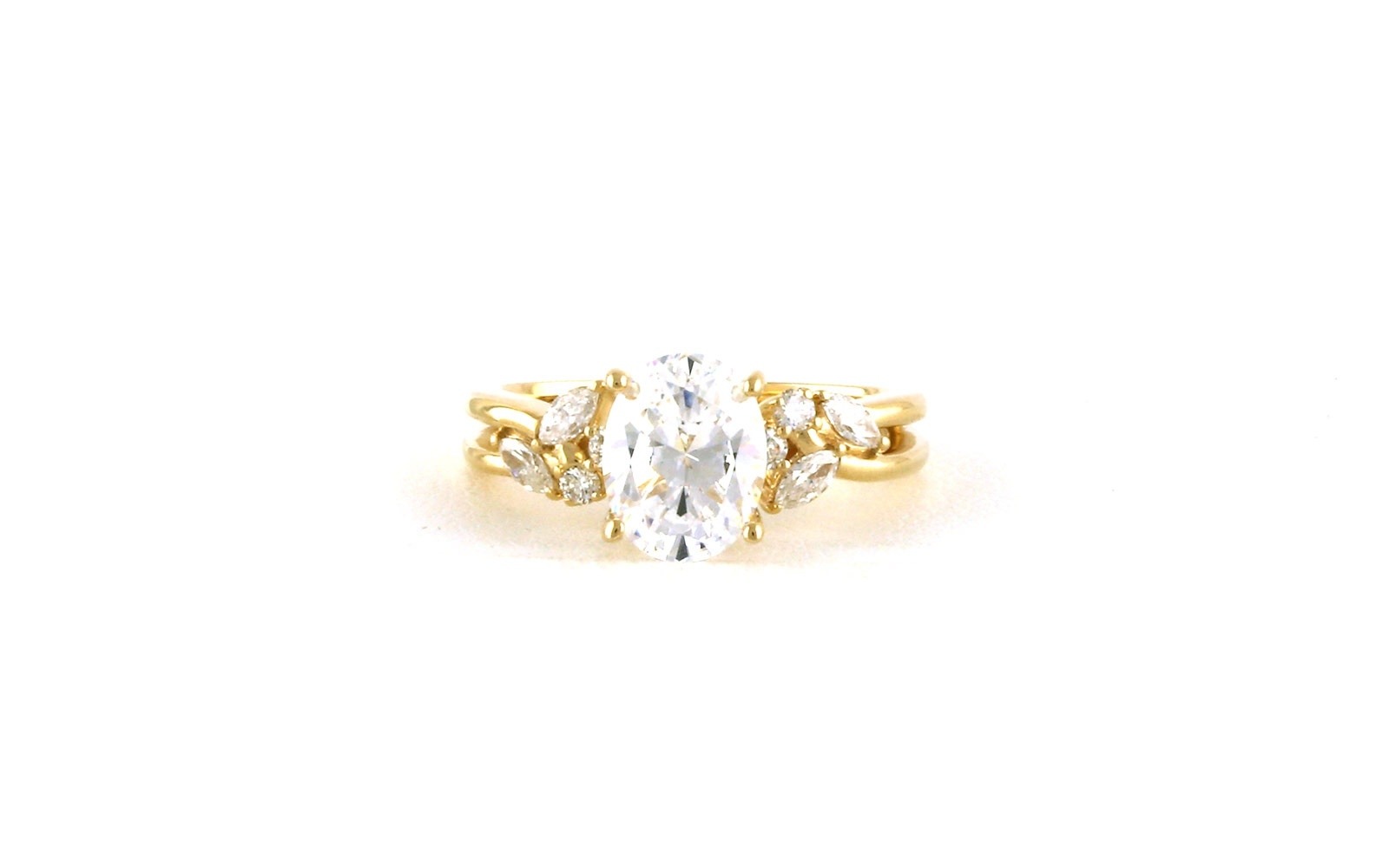 Oval-cut Engagement Ring Mounting with Leafy Marquise Diamond Accents in Yellow Gold (0.33cts TWT)