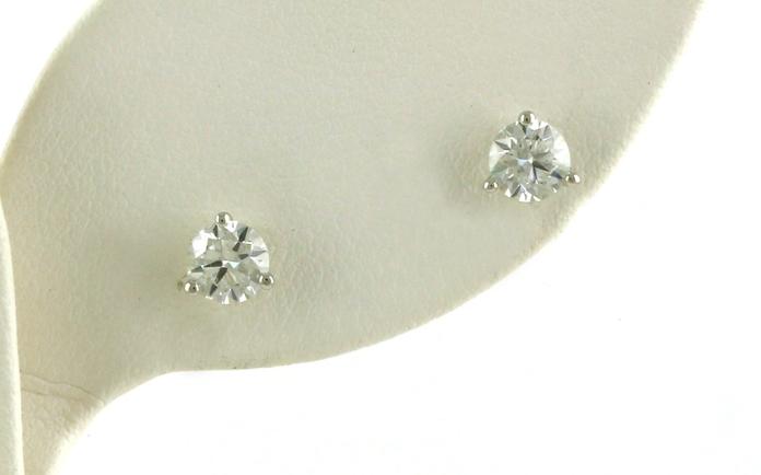 content/products/Diamond Stud Earrings in 3-Prong Martini Settings in White Gold (0.80cts TWT)