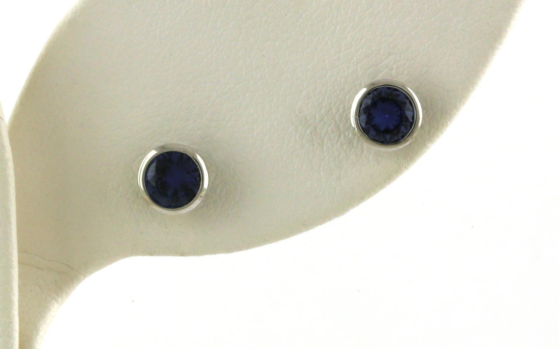 Montana Yogo Sapphire Bezel-Set Stud Earrings in White Gold (0.87cts TWT)