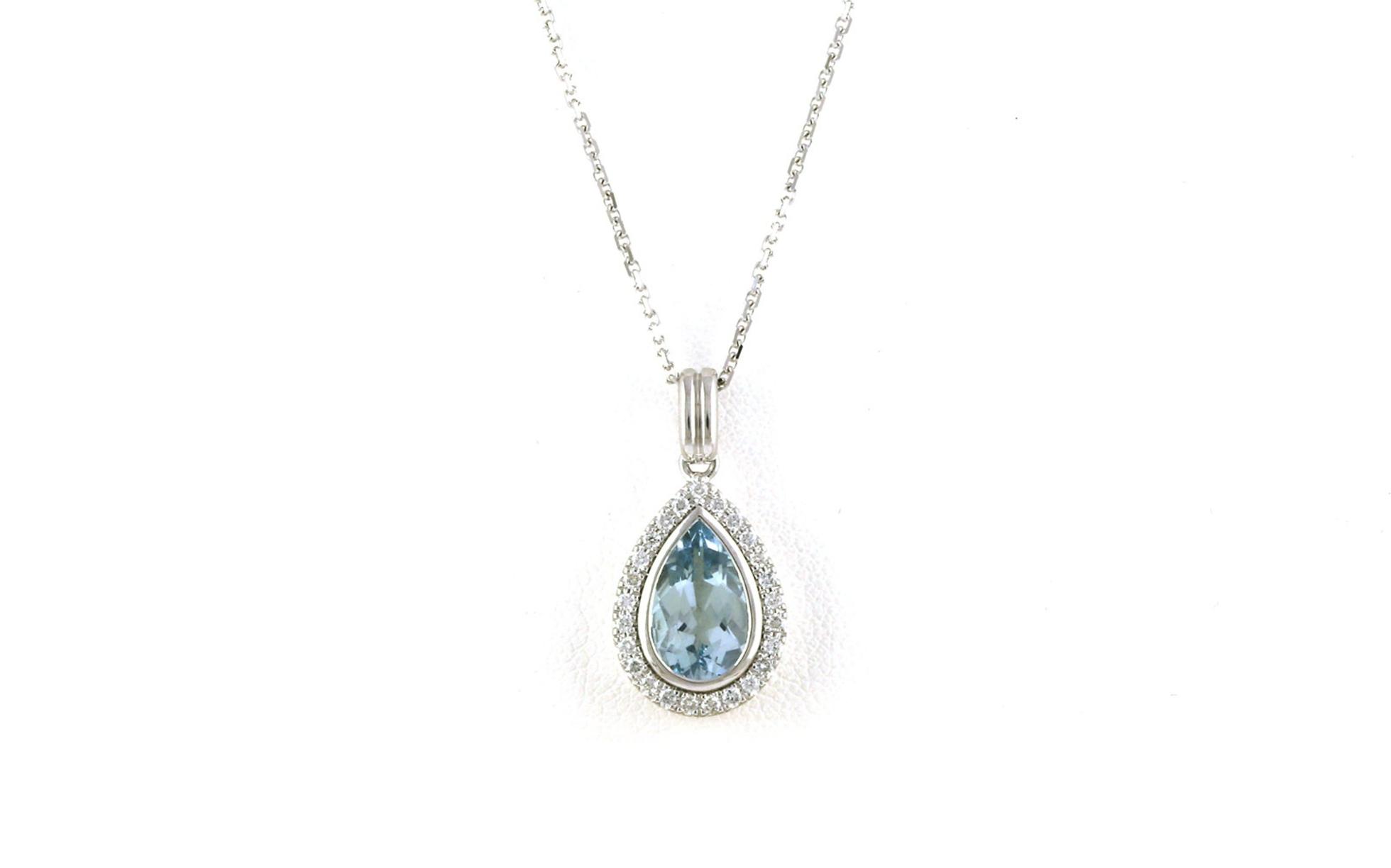 Drop Halo-Style Pear-cut Aquamarine and Diamond Necklace in White Gold (2.04cts TWT)