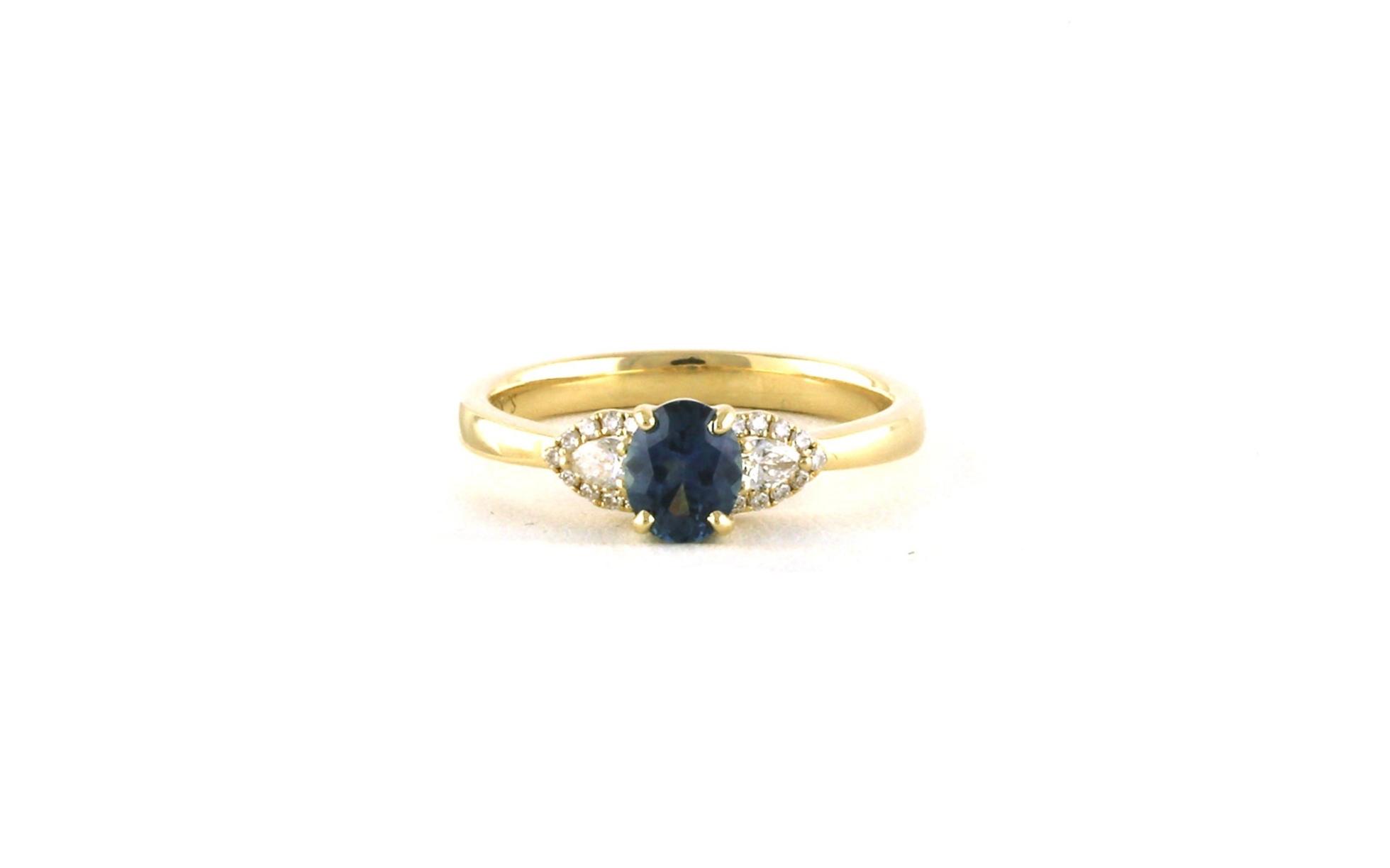 3-Stone style Oval-cut Montana Sapphire and Pear Halo Side Diamond Ring in Yellow Gold (0.94cts TWT)