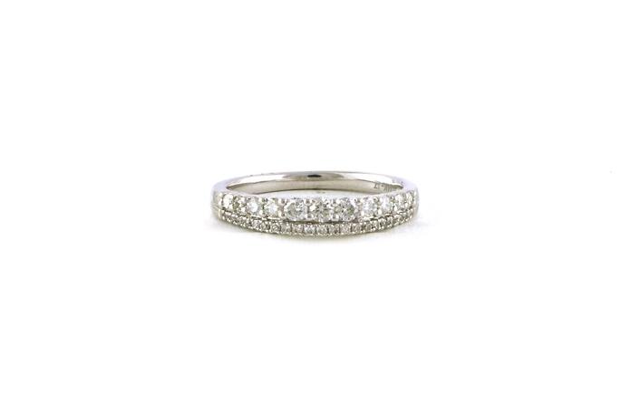 content/products/2-Row Graduated Pave Diamond Wedding Band in White Gold (0.48cts TWT)