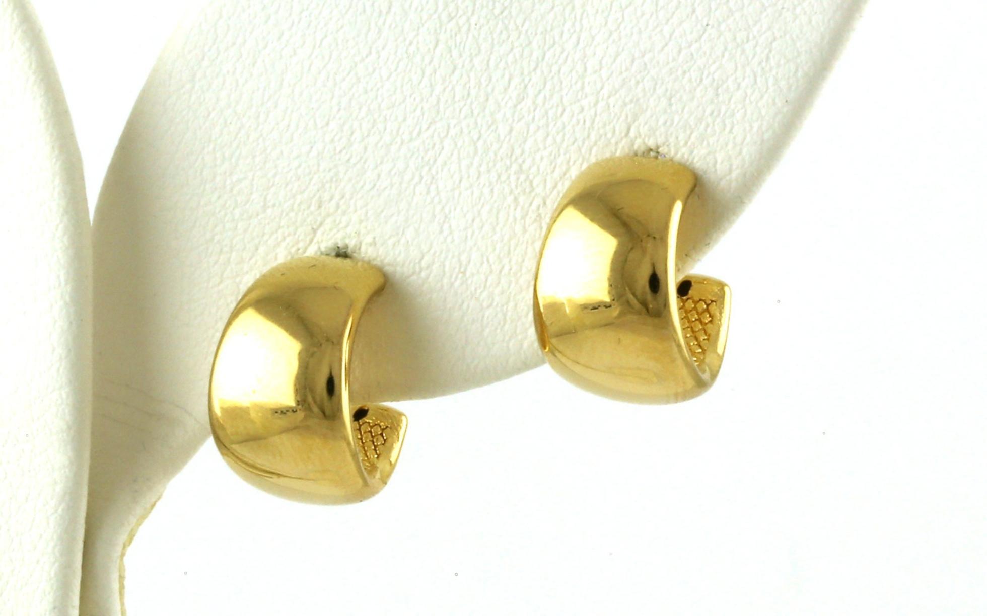 Tapered Wide Huggie J-Hoop Earrings in Yellow Gold