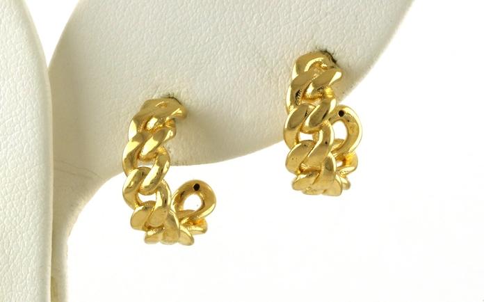 content/products/Cuban Chain Link Wide J-Hoop Earrings in Yellow Gold