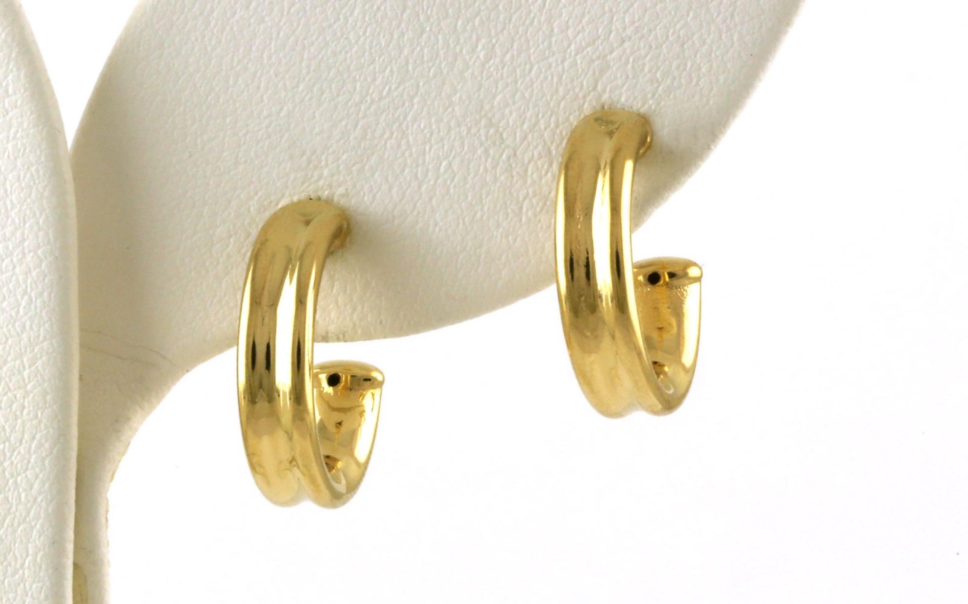 Concave Band J-Hoop Earrings in Yellow Gold