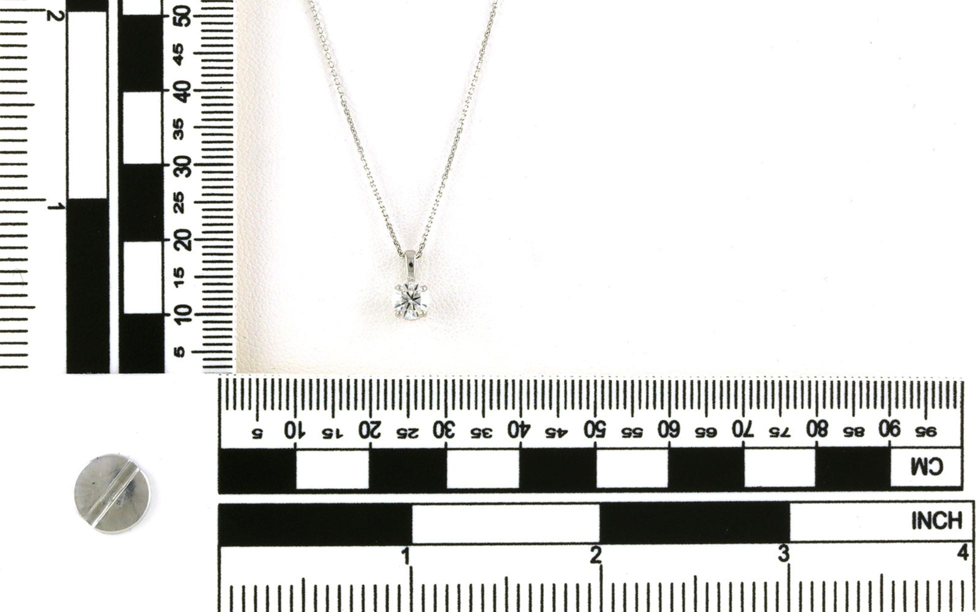 4-Prong Solitaire-style Diamond Necklace in White Gold (0.50cts) scale